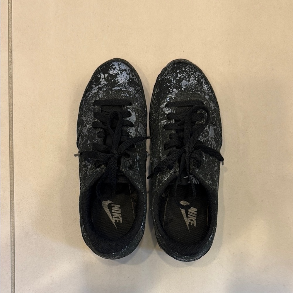Nike Black and Gray Sneakers